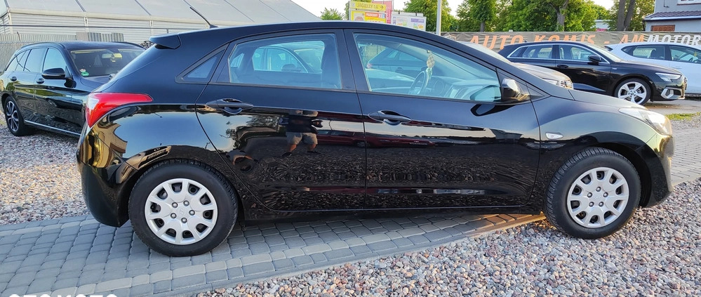 Hyundai I30 cena 30900 przebieg: 168200, rok produkcji 2012 z Giżycko małe 137